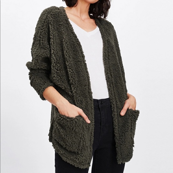 Lulus Sweaters - ✨ SALE Open Lay Teddy Cardigan w Pockets